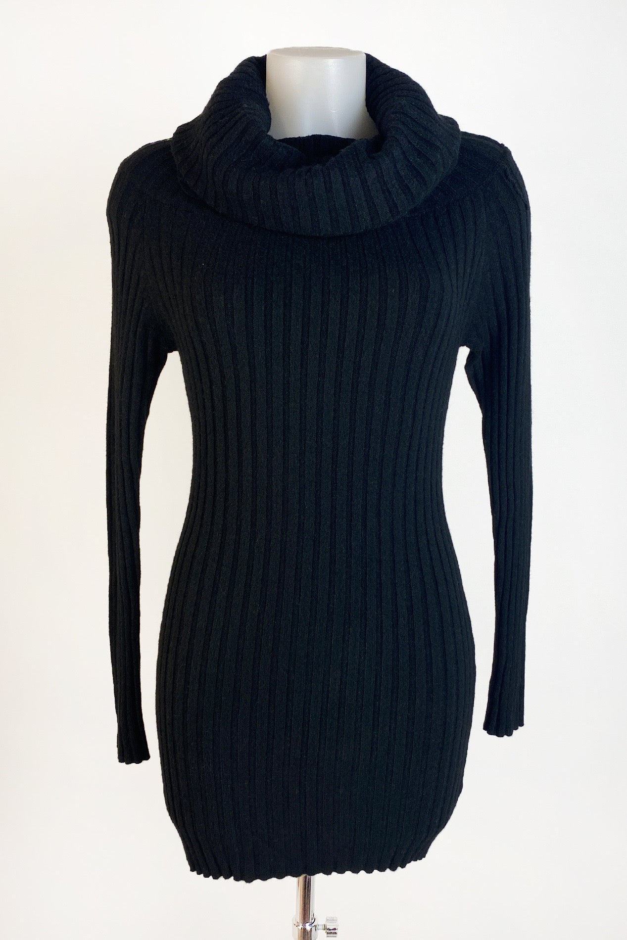 KANA DRESS