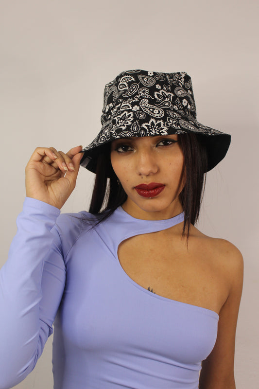 BUCKET HAT PAISLEY