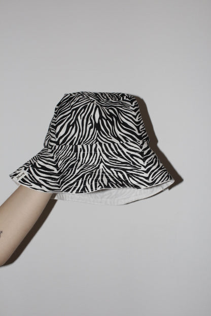 BUCKET HAT CEBRA